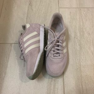 Adidas Sneaker
